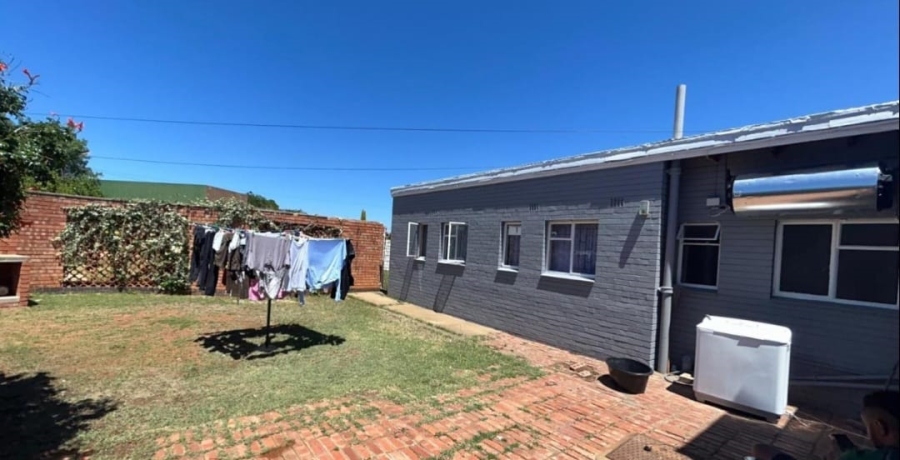  Bedroom Property for Sale in Verwoerdpark Northern Cape